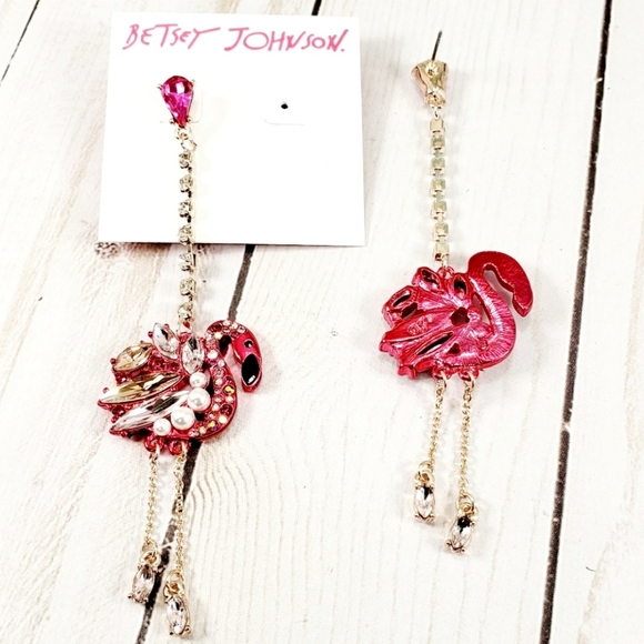 Betsey Johnson Flamingo Earrings - Picture 6 of 8